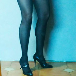 Model - JaneLaLucky striptease