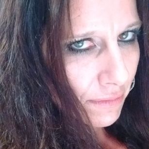 Model - Silk Tilc white