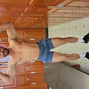 Model - Muscles Pleasure brazilianboy