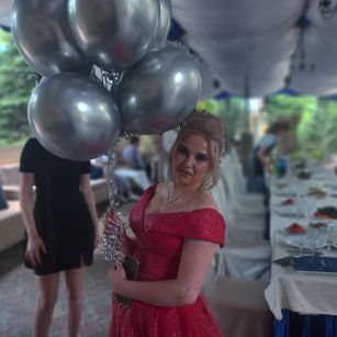 Model - Rae Lil teen