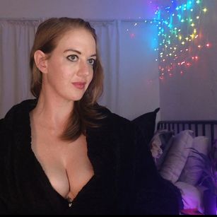 Model - Topsy Wilde deepthroat