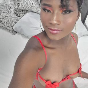 Model - OlivieLeroy femdom