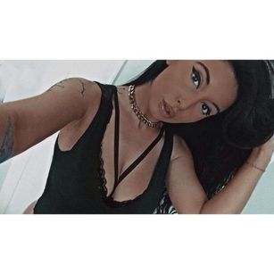 Model - YreneRay joi