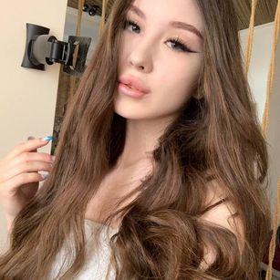 Model - Ilona skinny