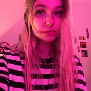 Model - tinytaissa tattoes