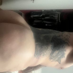 Model - Chad Burbank bdsm