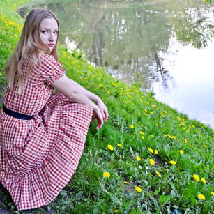 Model - Nancy femdom