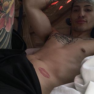 Model - coca colo ass