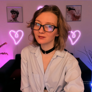 Model - Elly Helly natural