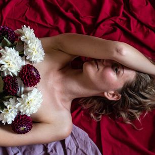 Model - Elly Helly smalltits