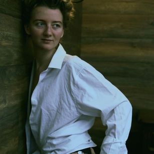 Model - Elly Helly Blonde