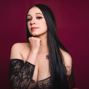 Model - GabyWayne femdom