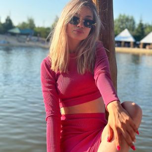 Model - Sweet_kiss naked