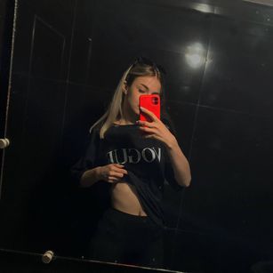 Model - Sweet_kiss Hot