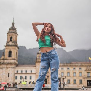 Model - Princes_Kitty saliva