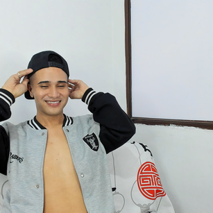 Model - Jacob cumshow