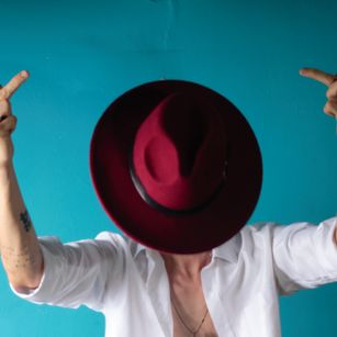 Model - Impure.Triangle skinny