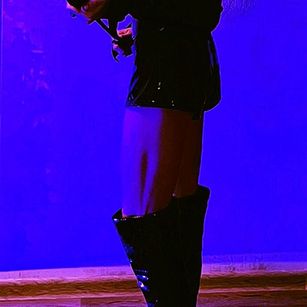 Model - Donna Luan cei