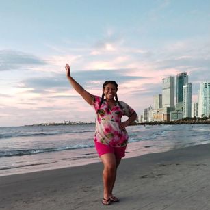 Model - Natasha lt3 curvy