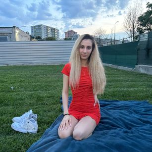 Model - SkylarRedstone cute