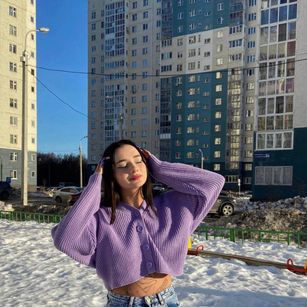 Model - AmiaRone dance