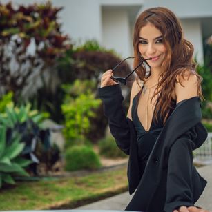 Model - AbbieRhondes footfetish