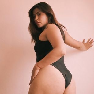 Model - Miley maid deepthroat