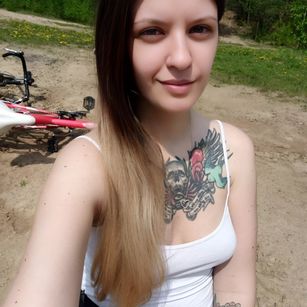 Model - Ann masturbation