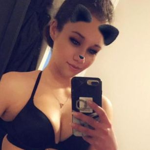 Model - sub_hotwife gangbang