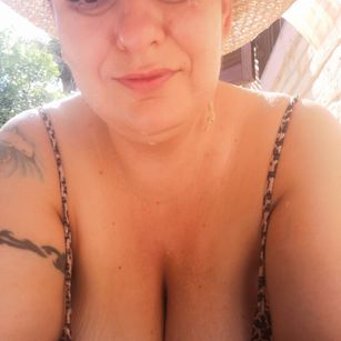 Model - Selene bigass