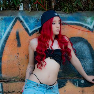 Model - Annie Merchan naked