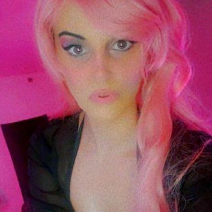 Model - Shalimar Rose horny