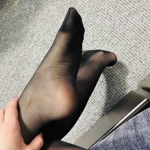 Model - GoddessHarley spanking