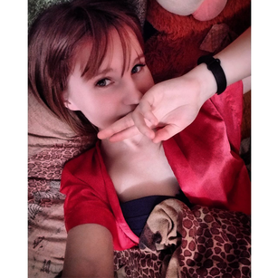 Model - LisaFoxy student