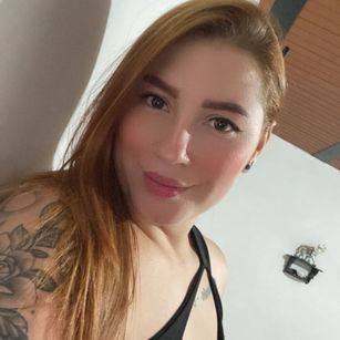 Model - Lexy Grayy latina