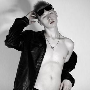 Model - Alex_Trent c2c