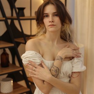 Model - MelissaAbyss smalltits