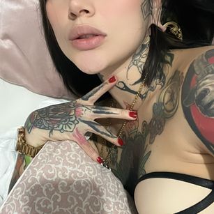 Model - Nina Danger teen
