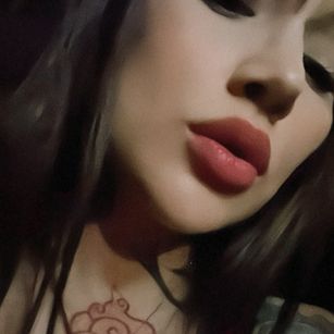 Model - Nina Danger latina