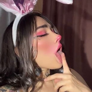 Model - Nina Danger teen