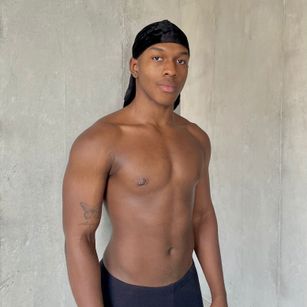 Model - Ashton Gray oil