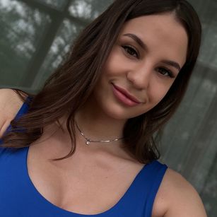 Model - Amore longlegs