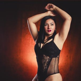 Model - Sharyjones slave