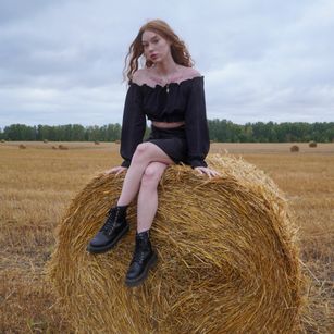 Model - Redhead teen