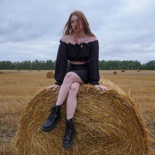 Model - Redhead cuckold