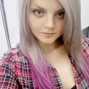 Model - Alexa Princess boobs