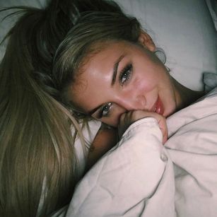 Model - Wow Anna sexy