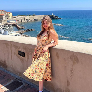 Model - Blestina juicy