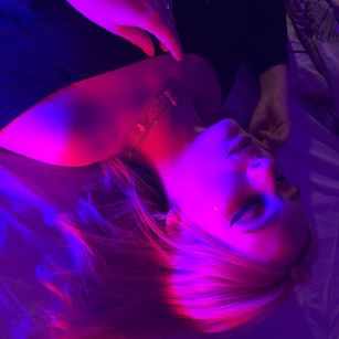 Model - Shyfairy bald