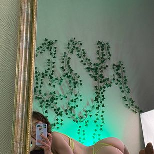 Model - Ask Audrey blowjob